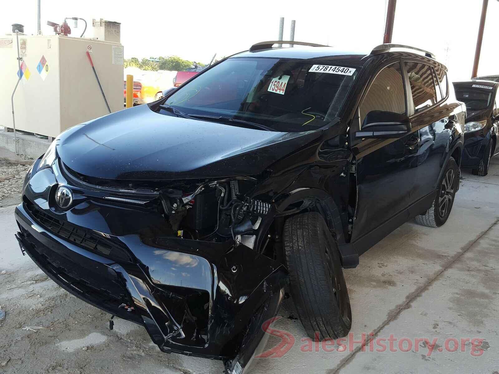 2T3ZFREV5JW484095 2018 TOYOTA RAV4