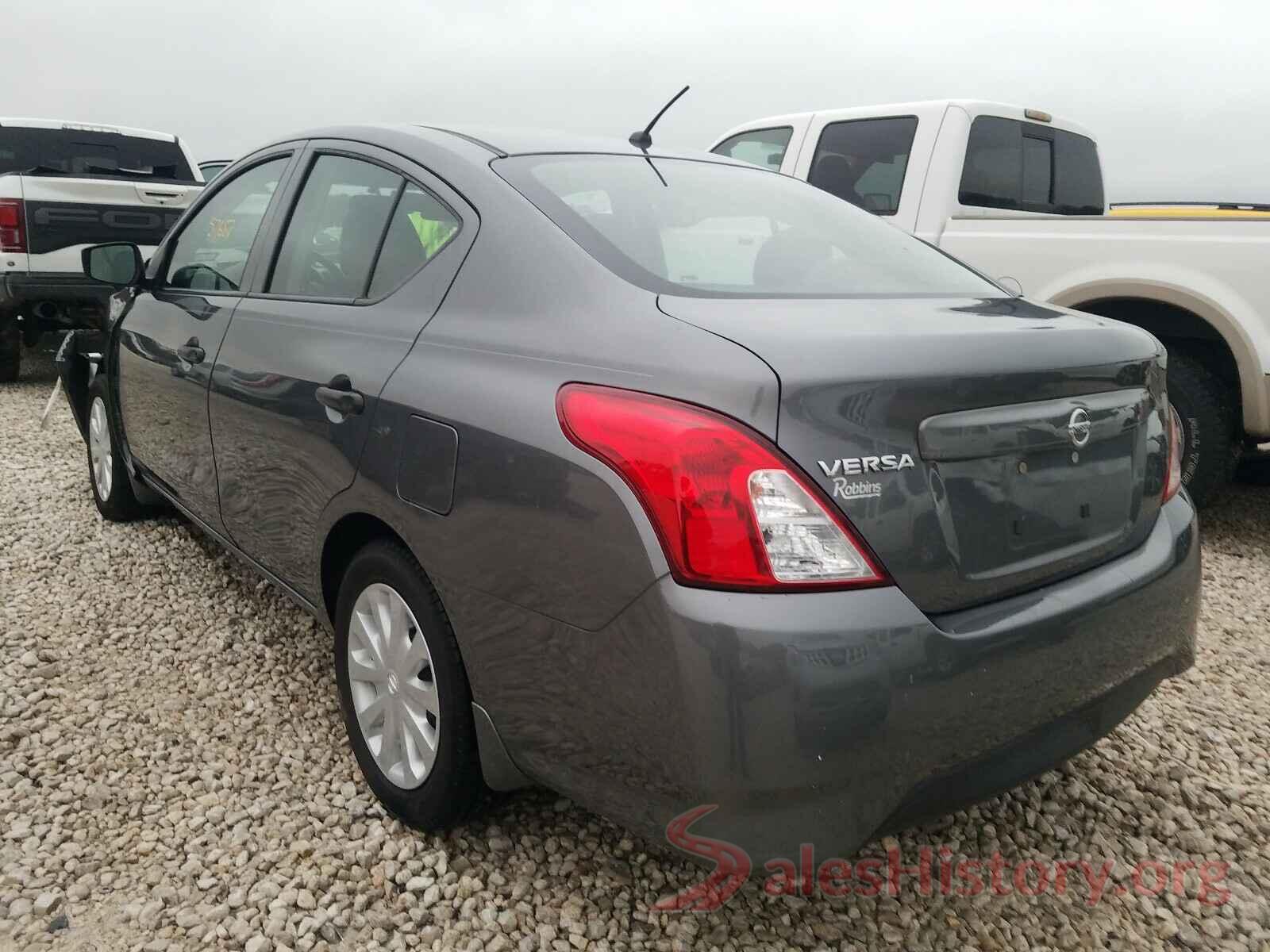 3N1CN7AP5JL829902 2018 NISSAN VERSA