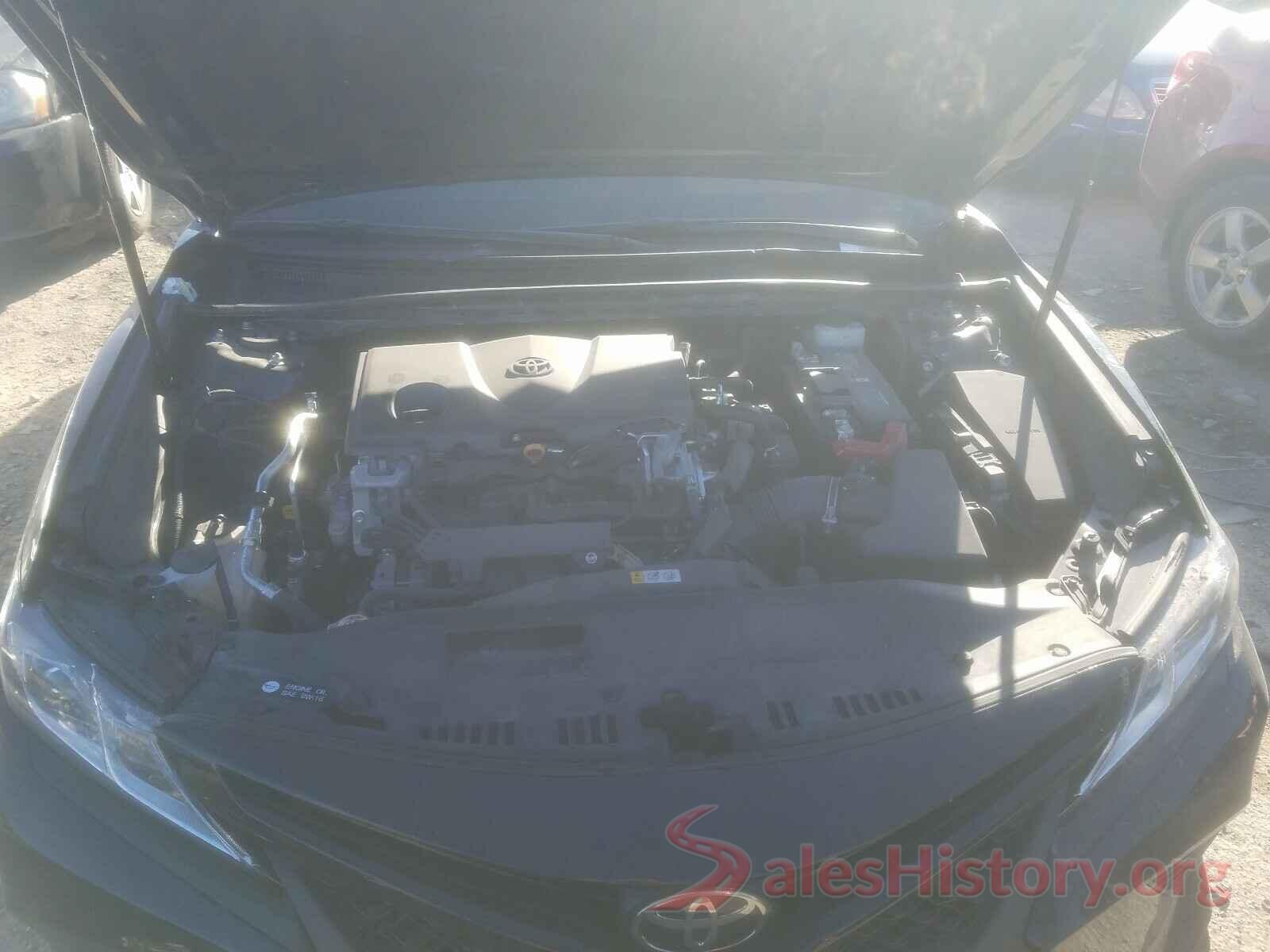 4T1B11HK4JU583003 2018 TOYOTA CAMRY