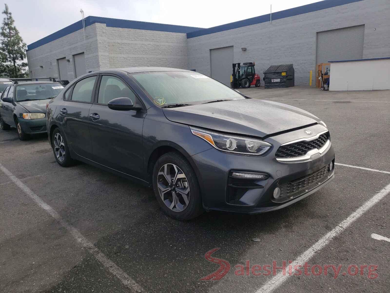 3KPF24AD4KE083133 2019 KIA FORTE