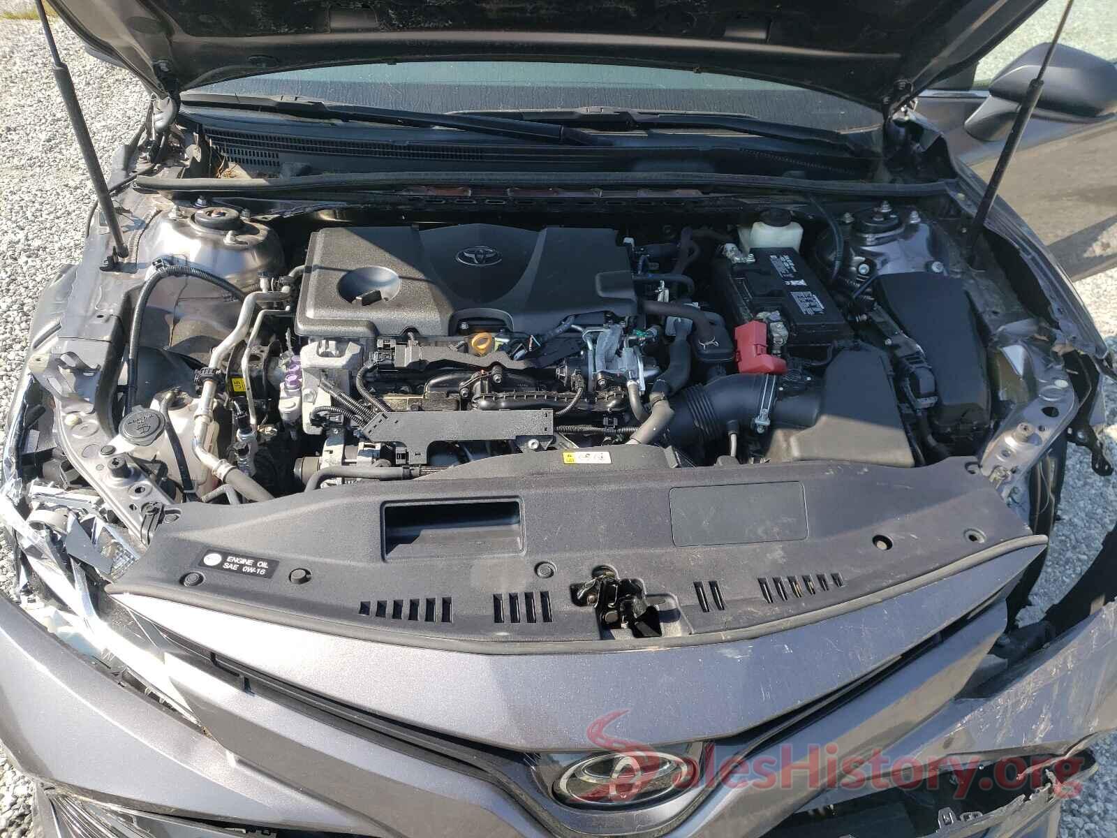 4T1B11HK2JU104576 2018 TOYOTA CAMRY