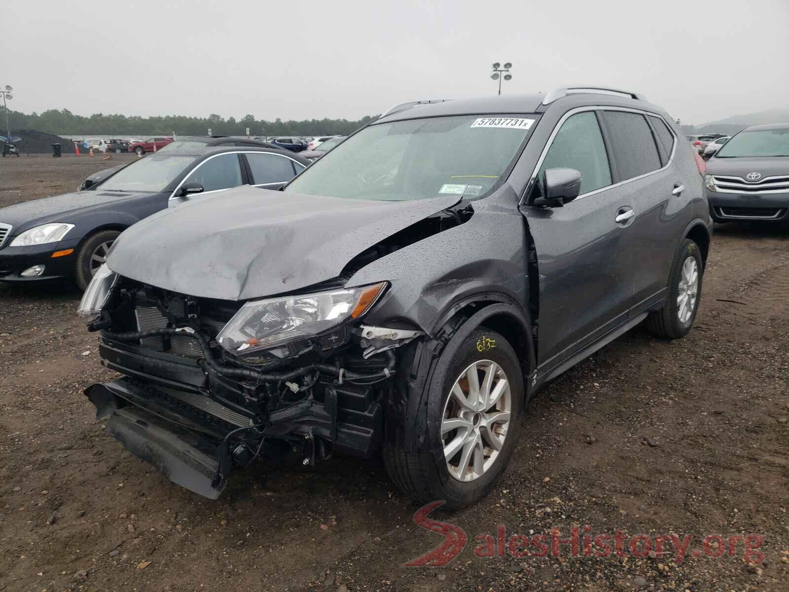 KNMAT2MV1JP617543 2018 NISSAN ROGUE