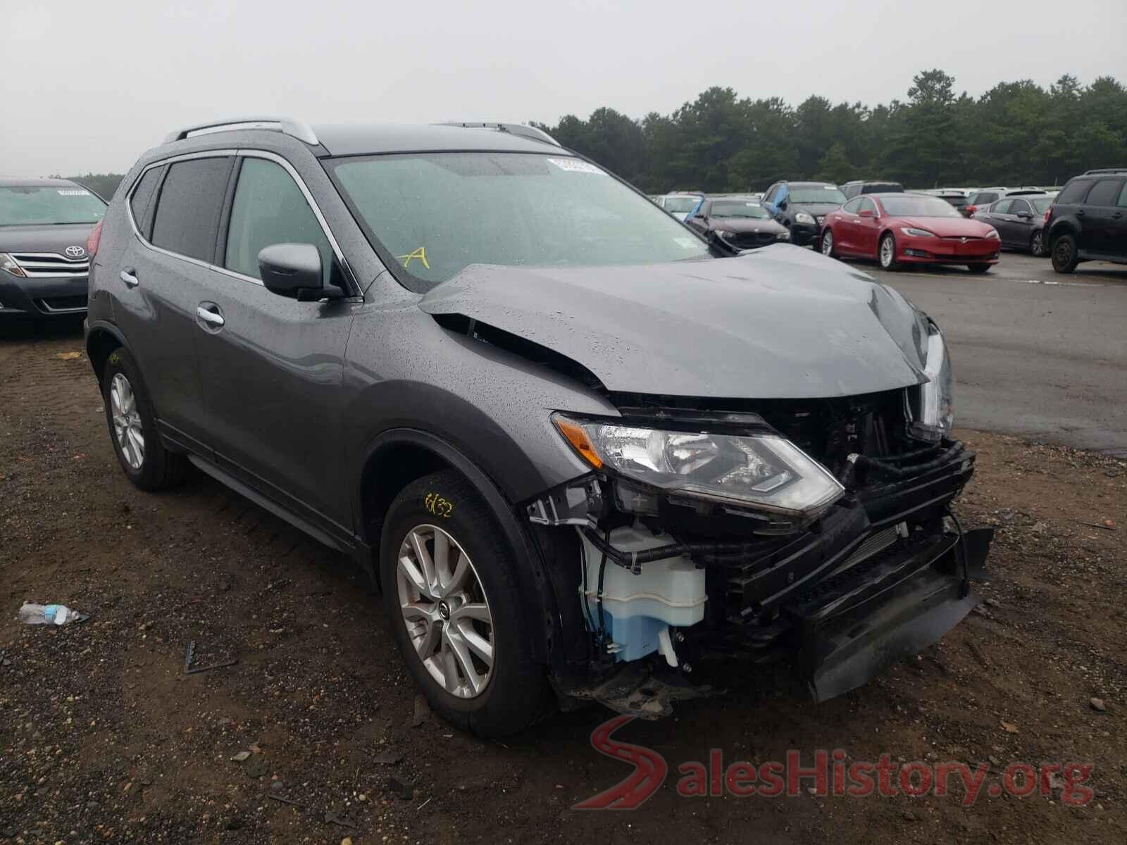 KNMAT2MV1JP617543 2018 NISSAN ROGUE