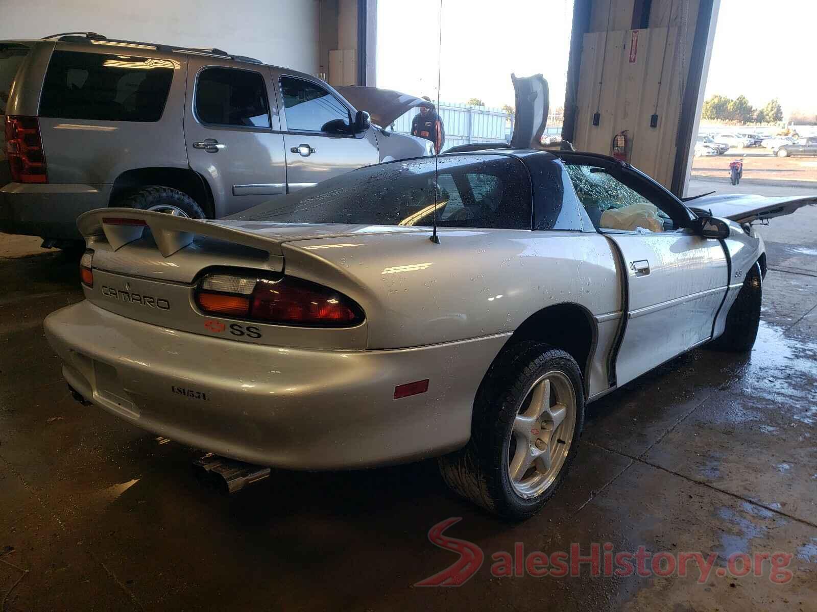 2G1FP22G0W2131702 1998 CHEVROLET CAMARO