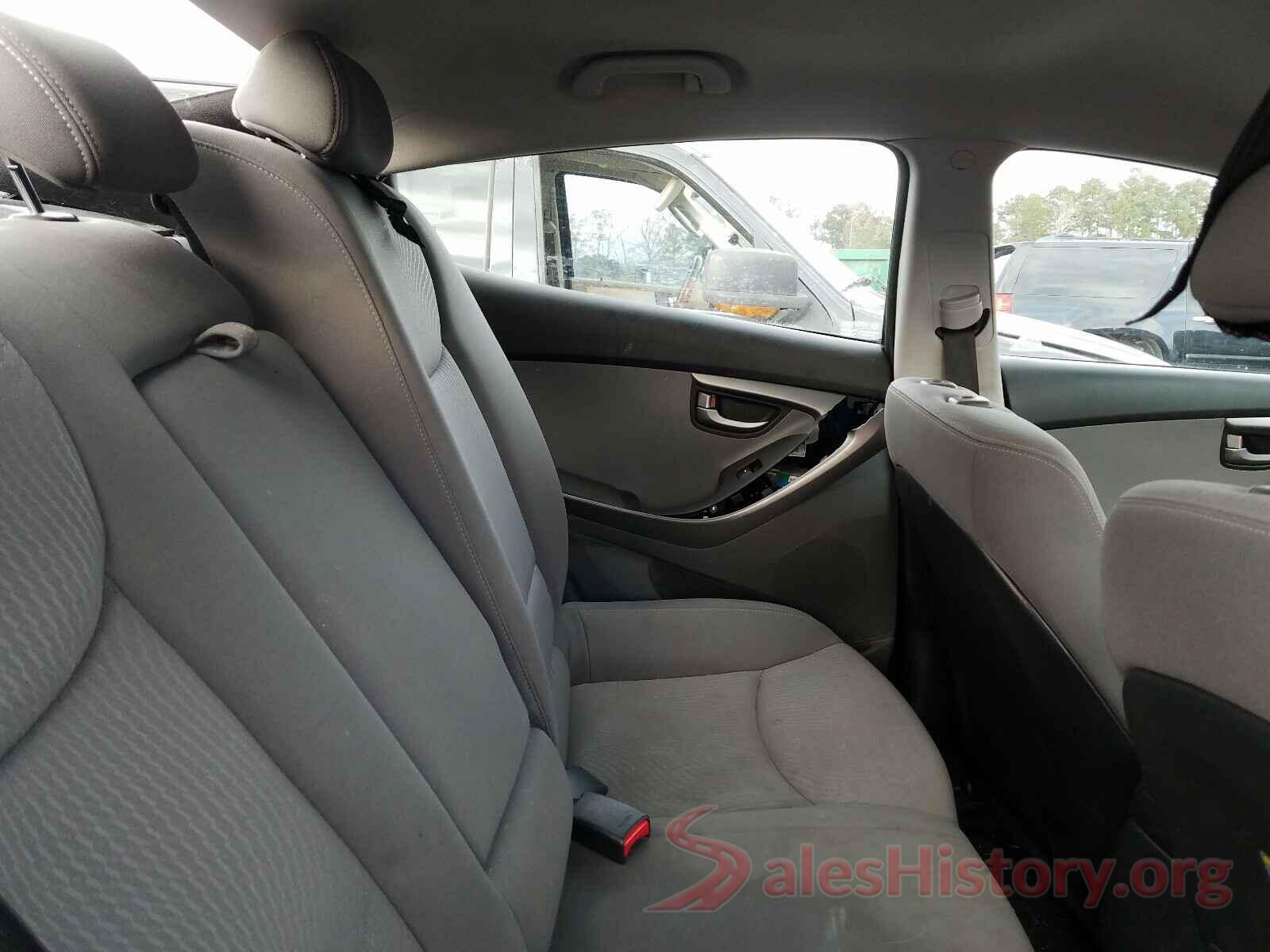 KMHDH4AE0GU633706 2016 HYUNDAI ELANTRA