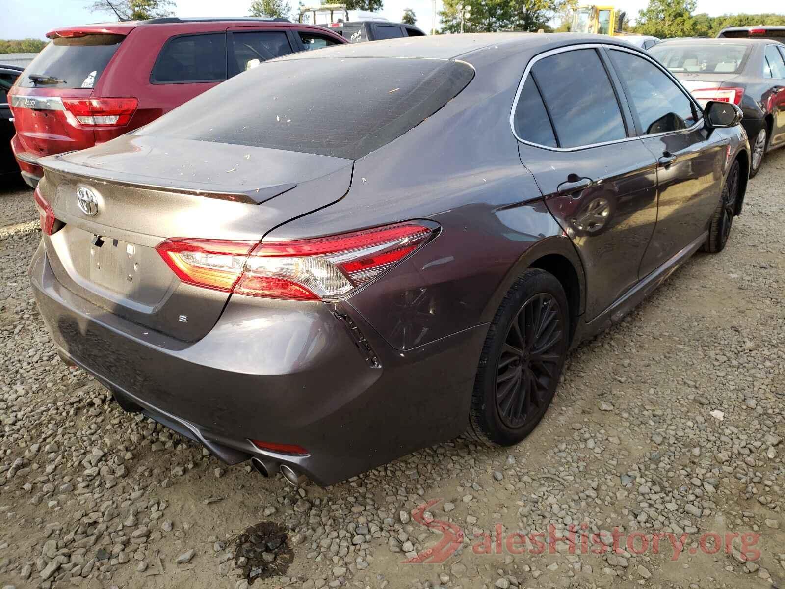 4T1B11HK6JU128685 2018 TOYOTA CAMRY