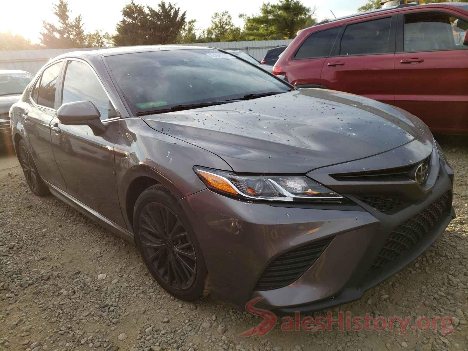 4T1B11HK6JU128685 2018 TOYOTA CAMRY