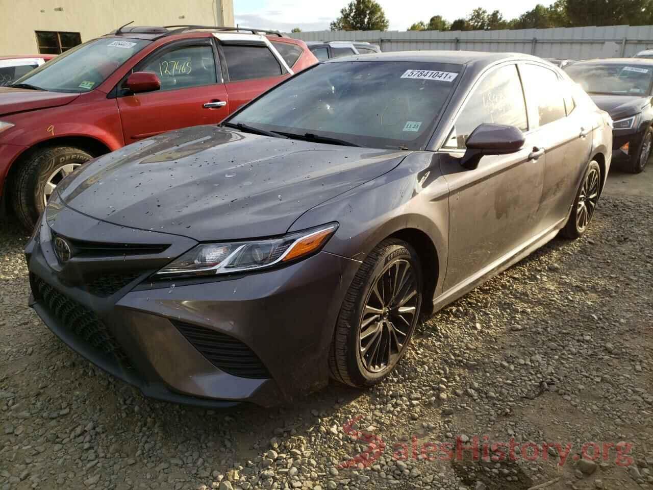 4T1B11HK6JU128685 2018 TOYOTA CAMRY