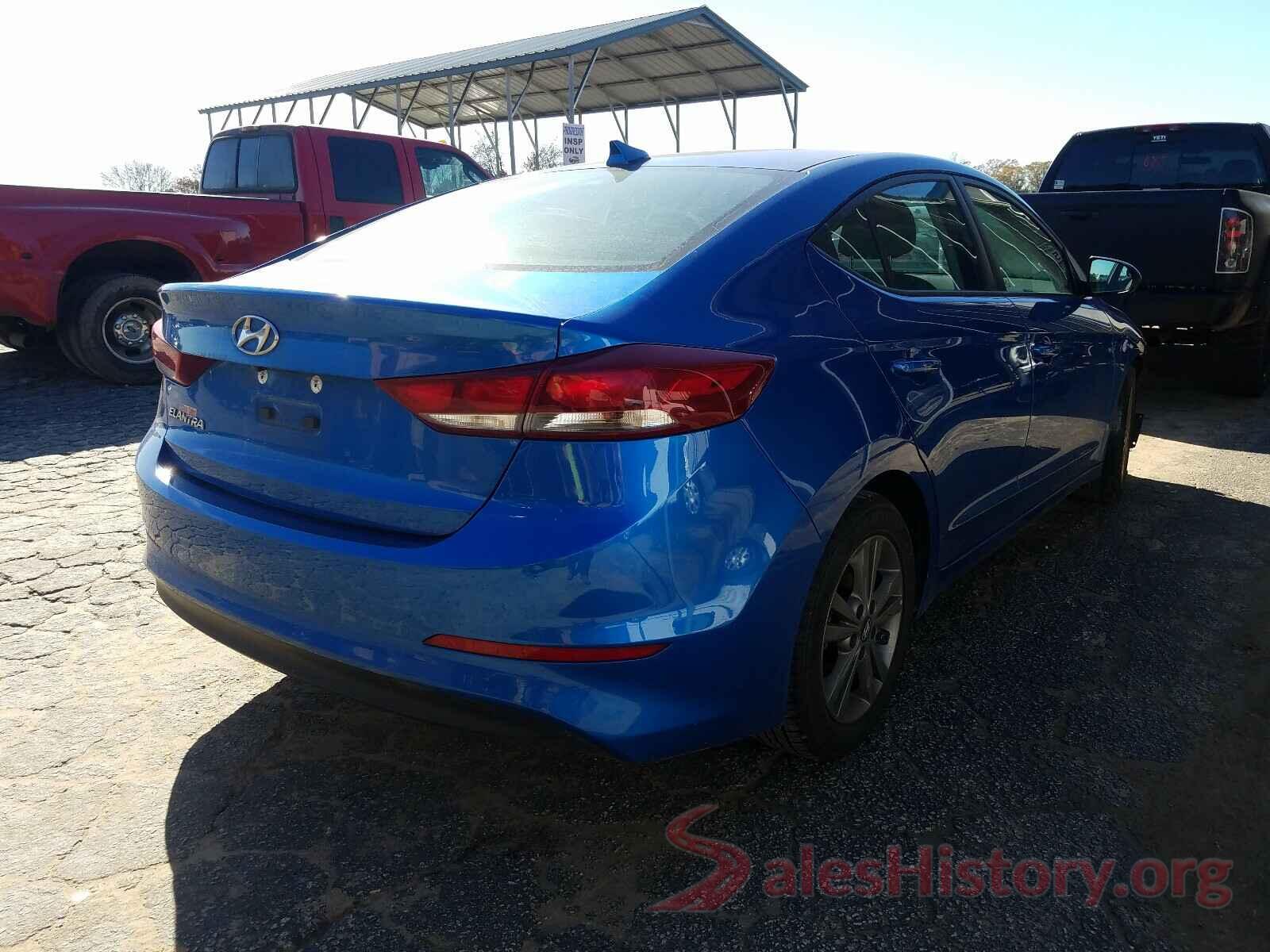 5NPD84LFXJH256426 2018 HYUNDAI ELANTRA