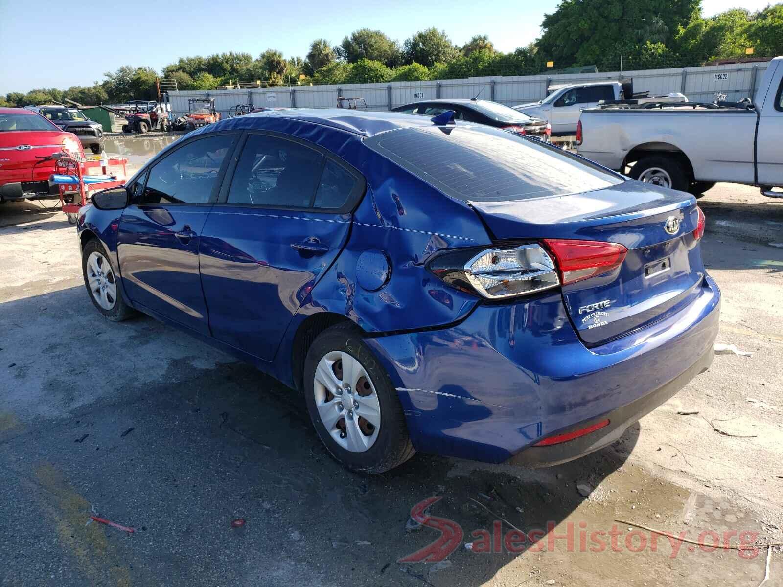 3KPFK4A75HE156738 2017 KIA FORTE