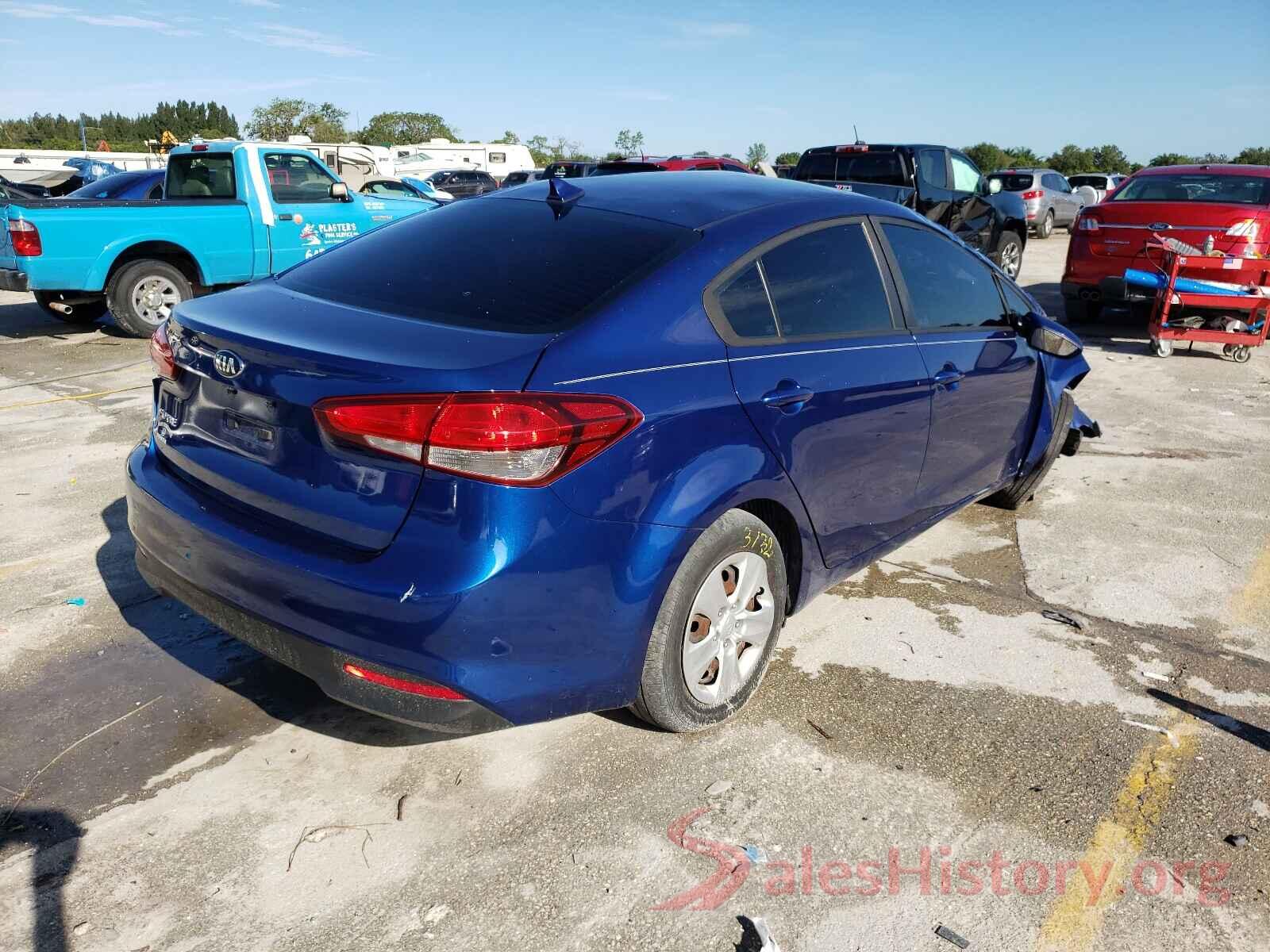 3KPFK4A75HE156738 2017 KIA FORTE