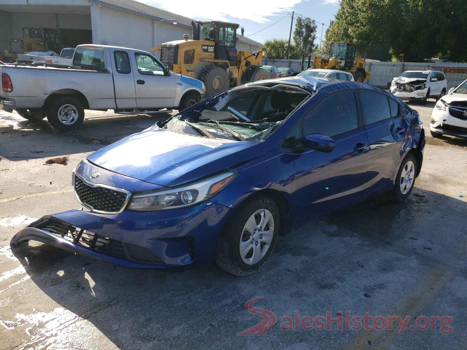 3KPFK4A75HE156738 2017 KIA FORTE