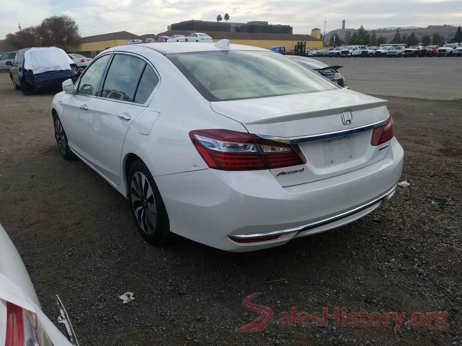 JHMCR6F5XHC007989 2017 HONDA ACCORD