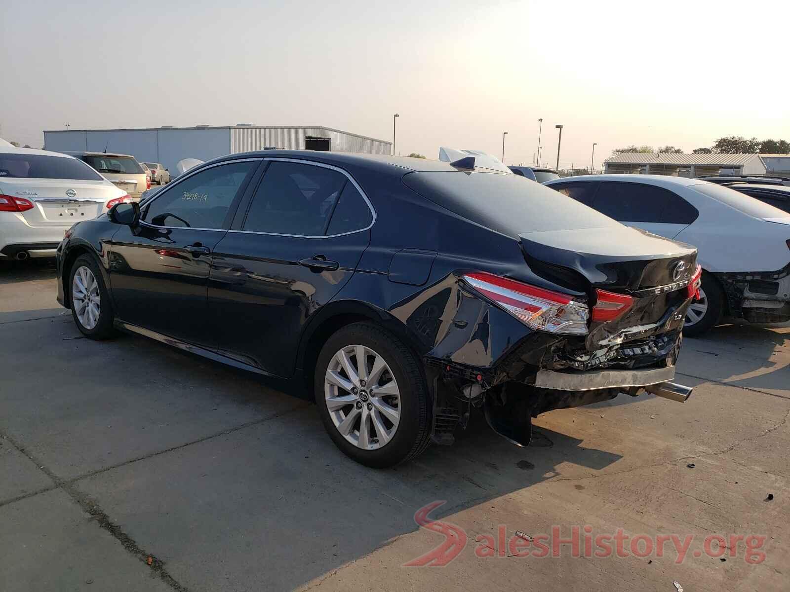 4T1B11HK4KU683975 2019 TOYOTA CAMRY