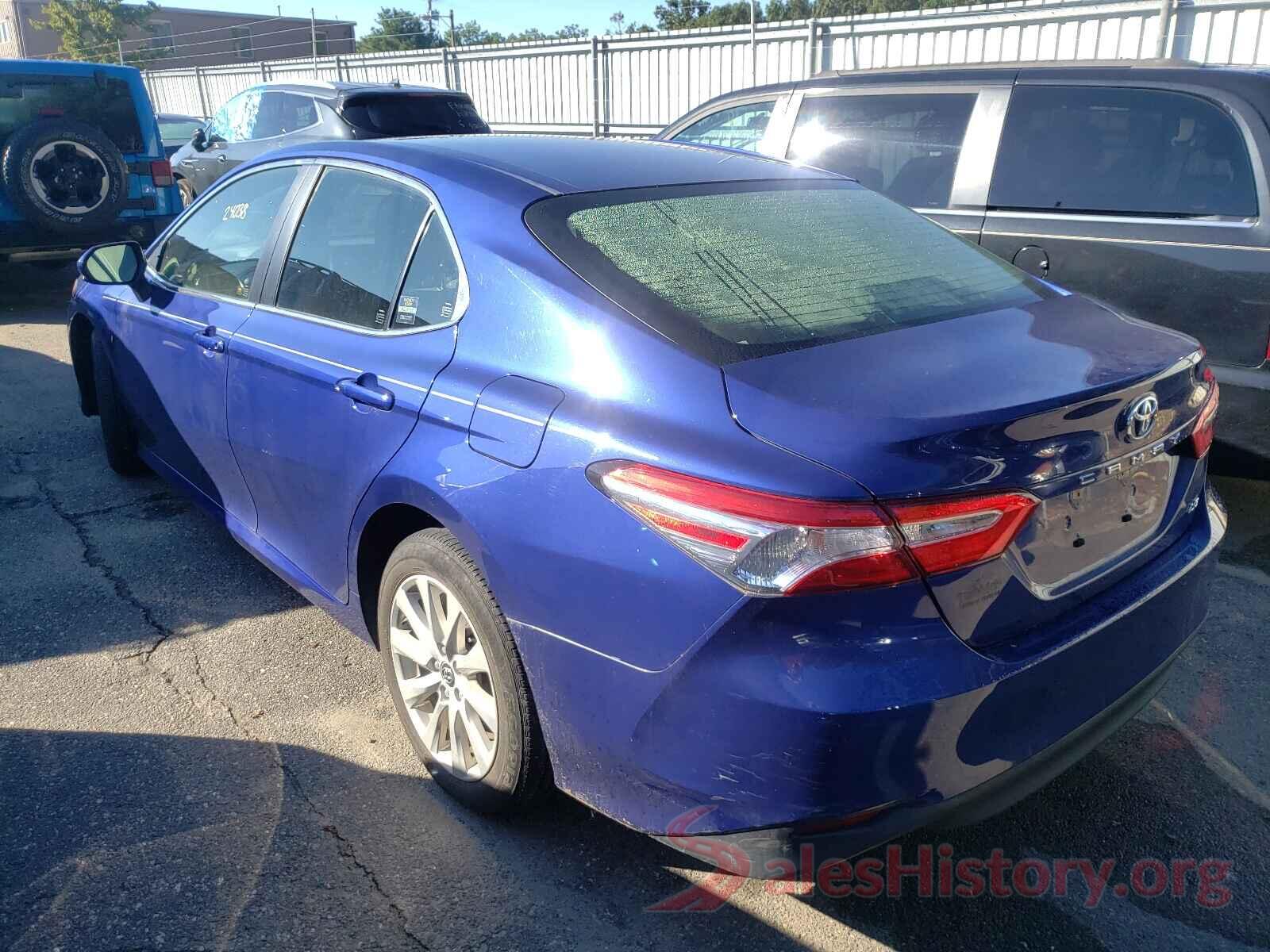 JTNB11HK8J3032806 2018 TOYOTA CAMRY