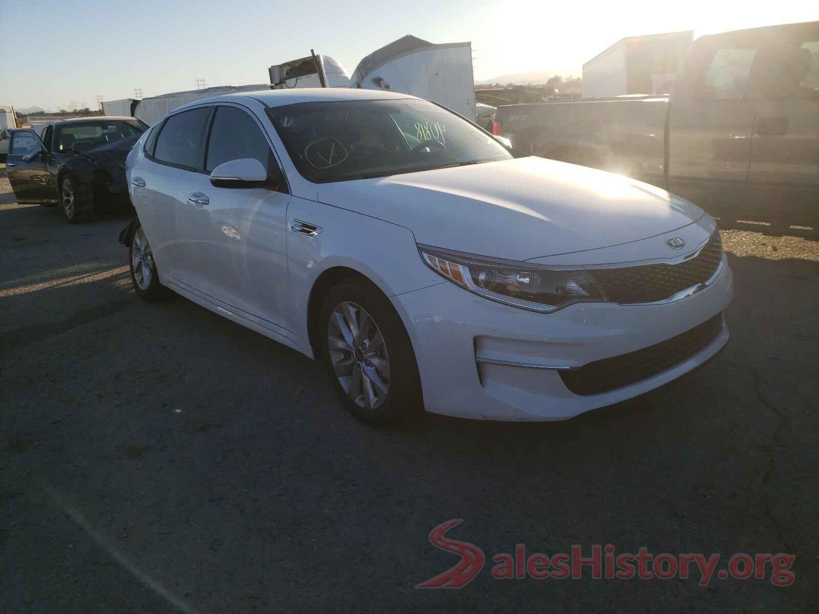 5XXGT4L35JG254774 2018 KIA OPTIMA