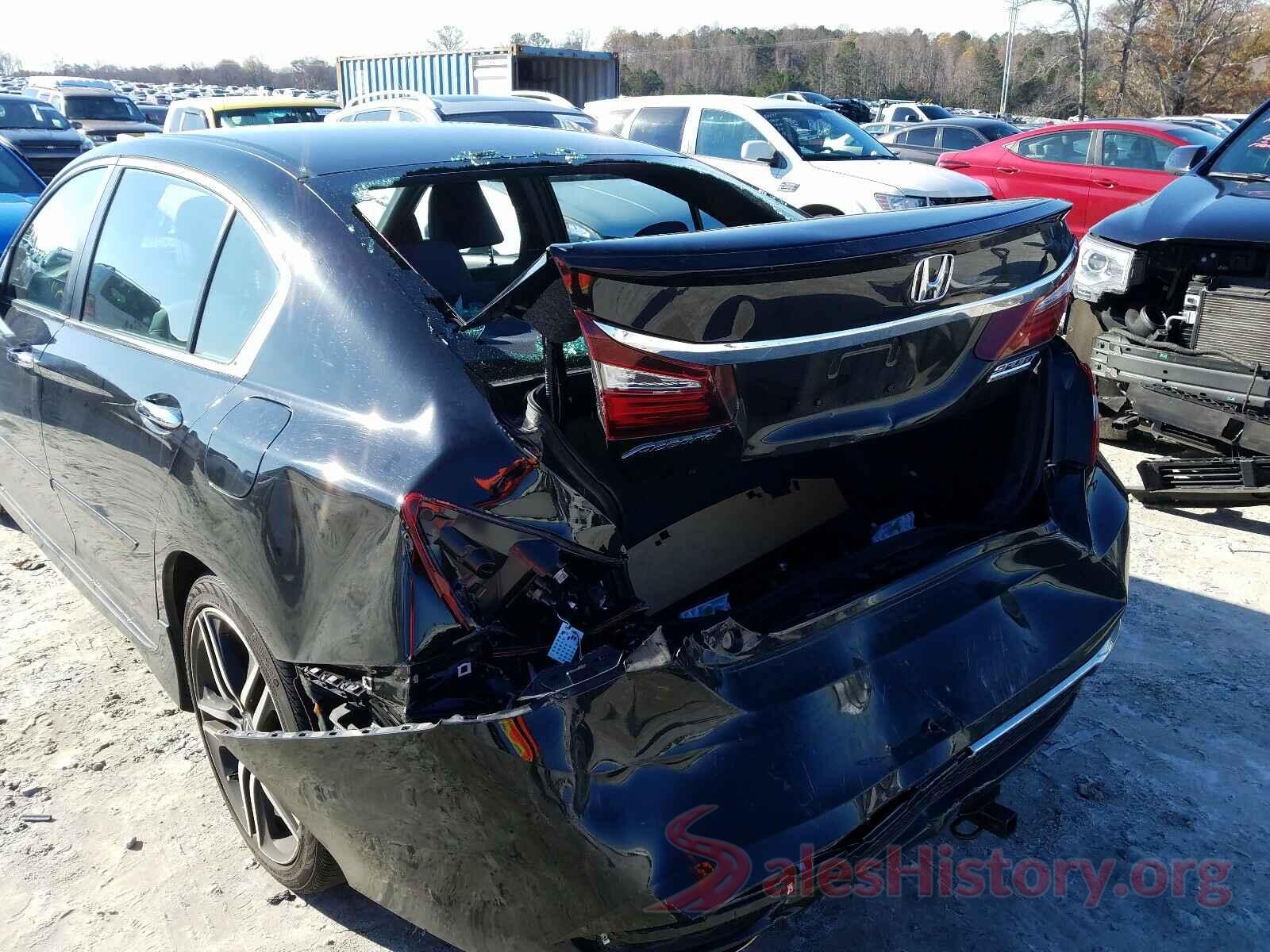 1HGCR2F19HA015943 2017 HONDA ACCORD