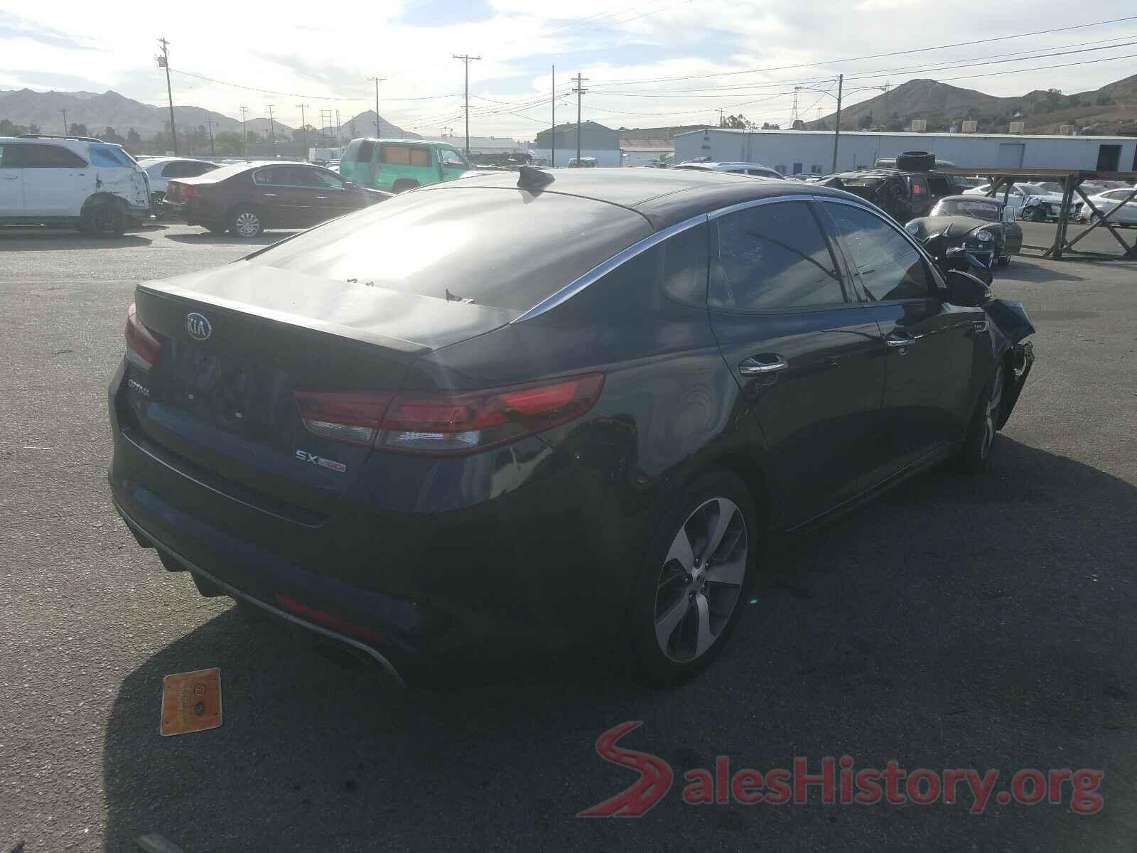 5XXGW4L24HG136563 2017 KIA OPTIMA