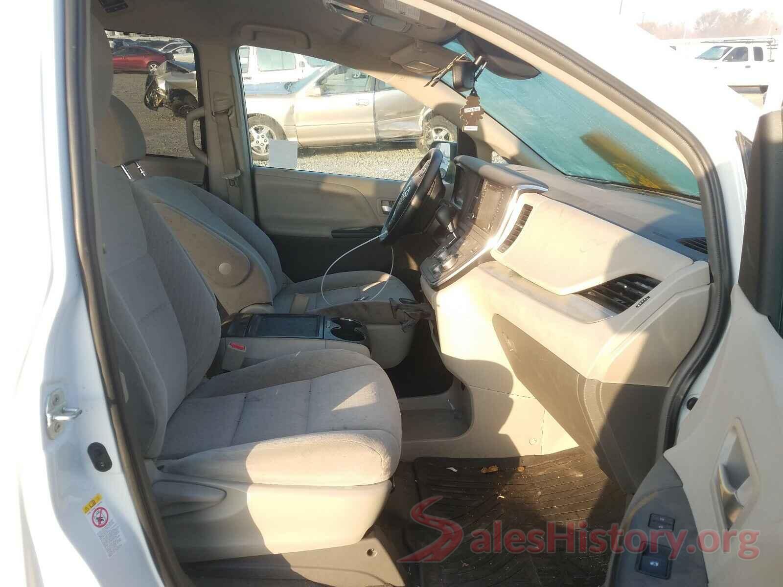 5TDKZ3DC4KS013256 2019 TOYOTA SIENNA