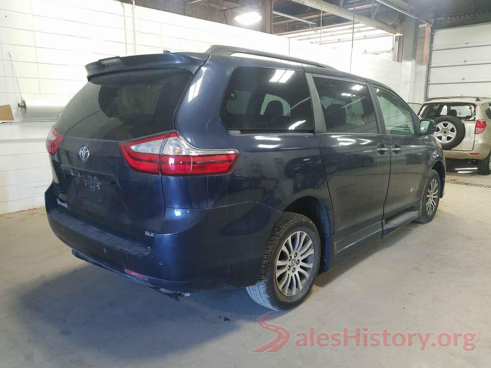 5TDYZ3DCXJS938536 2018 TOYOTA SIENNA