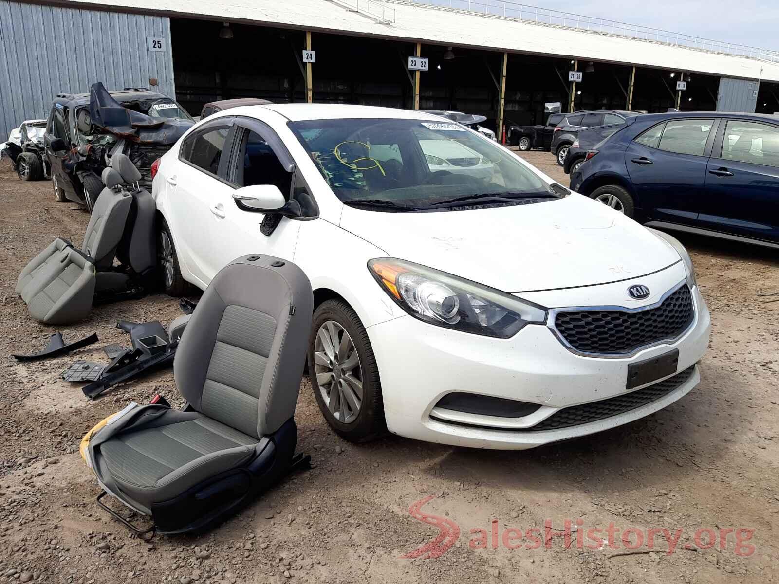 KNAFX4A67G5528077 2016 KIA FORTE