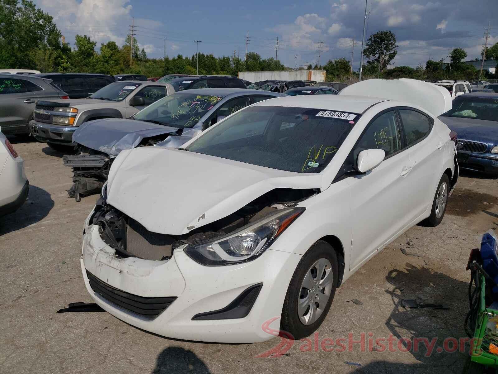 5NPDH4AE2GH672263 2016 HYUNDAI ELANTRA