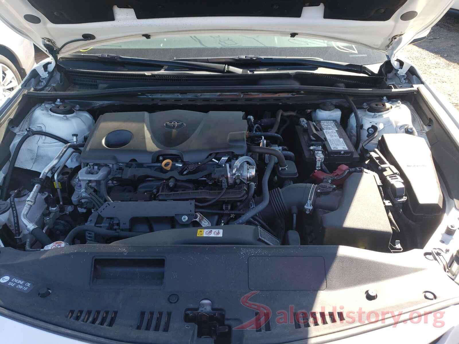 4T1G11AK8MU403204 2021 TOYOTA CAMRY