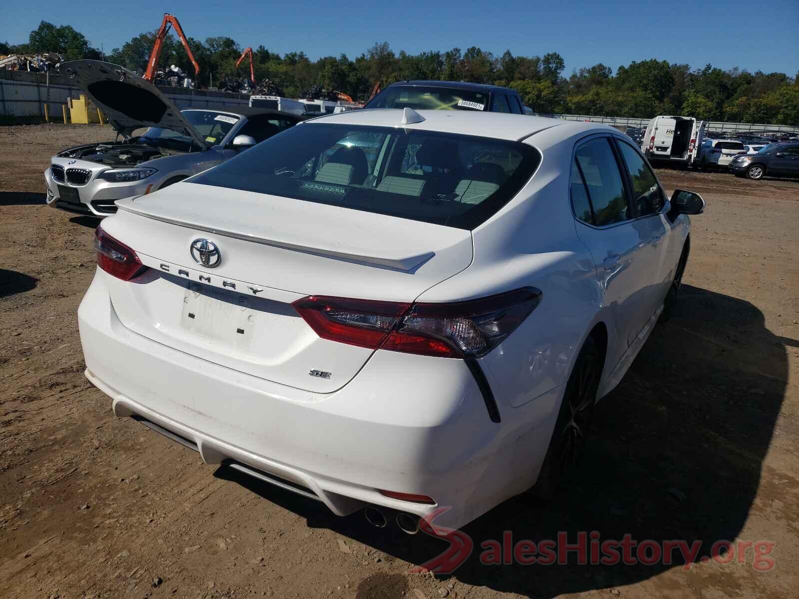 4T1G11AK8MU403204 2021 TOYOTA CAMRY