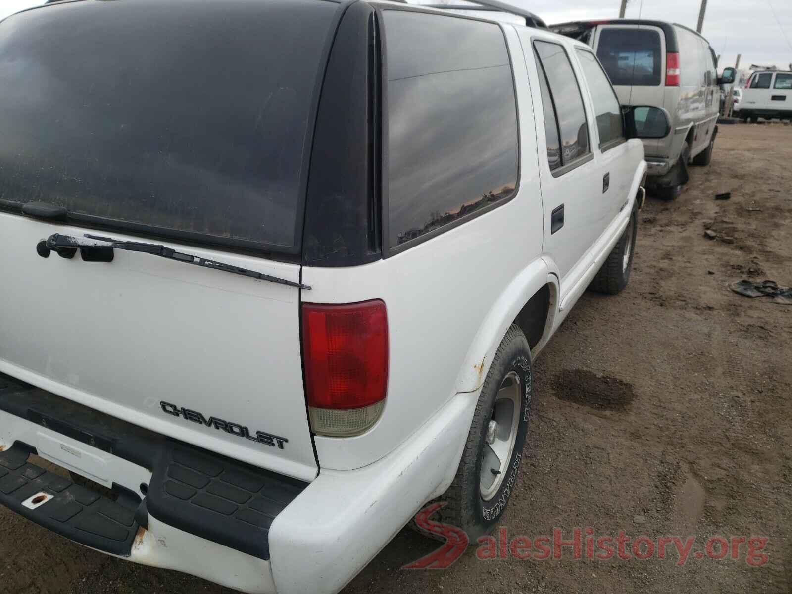 1GNCS13W42K140967 2002 CHEVROLET BLAZER