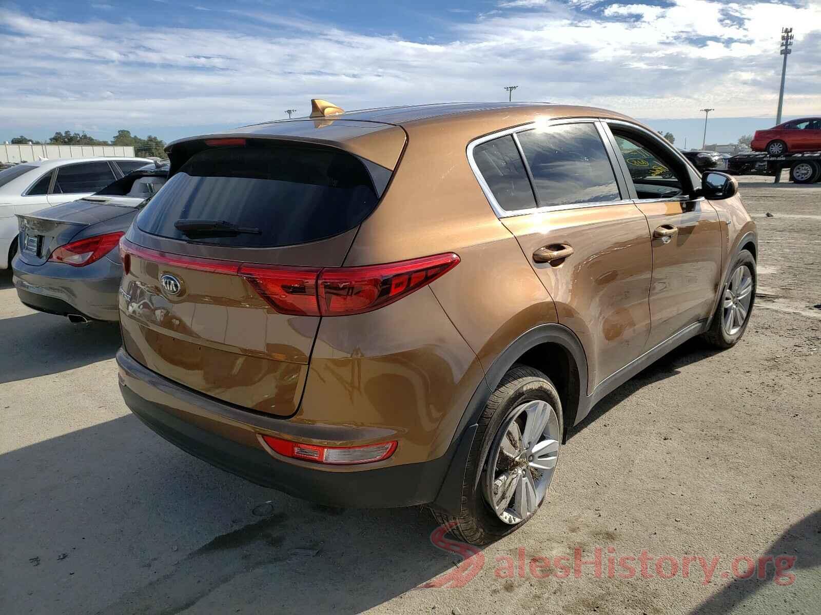 KNDPMCAC8J7379223 2018 KIA SPORTAGE