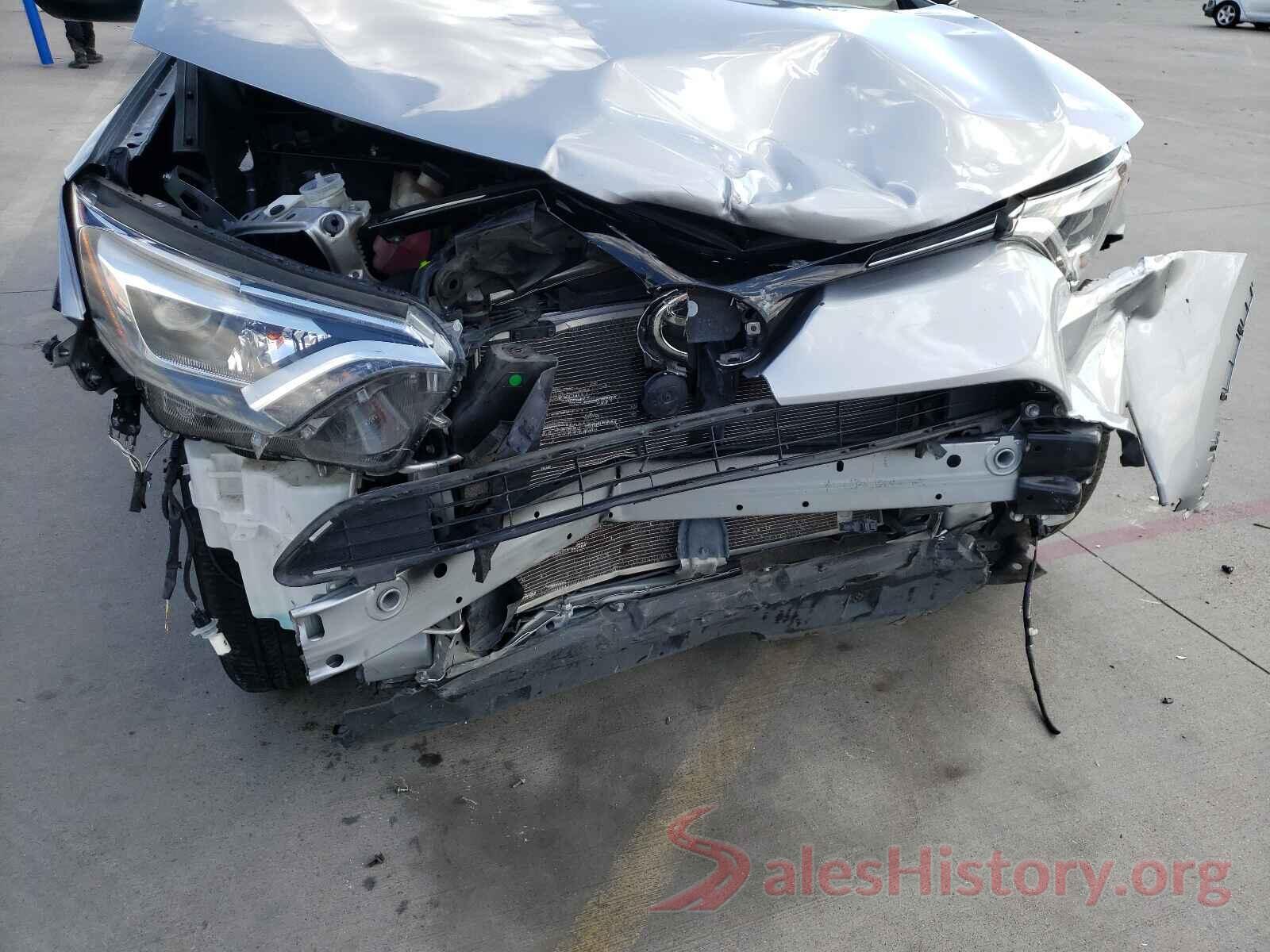 JTMYFREV0JJ176083 2018 TOYOTA RAV4