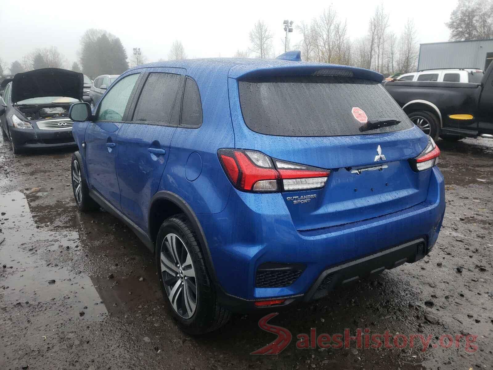 JA4APUAUXMU001058 2021 MITSUBISHI OUTLANDER