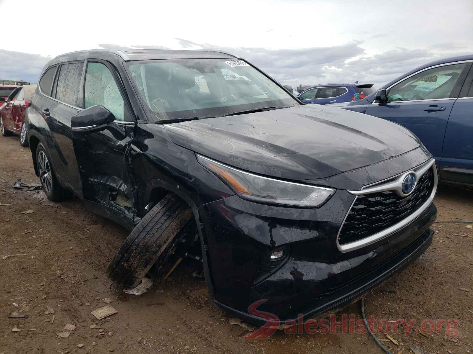 5TDHBRCH2MS520982 2021 TOYOTA HIGHLANDER