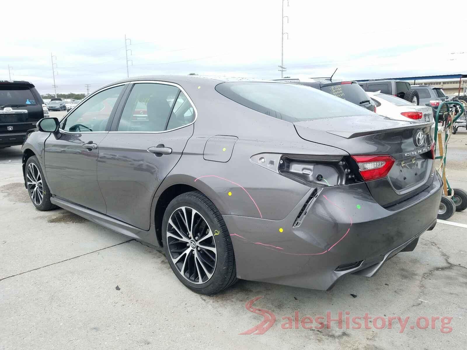 4T1B11HKXJU642989 2018 TOYOTA CAMRY