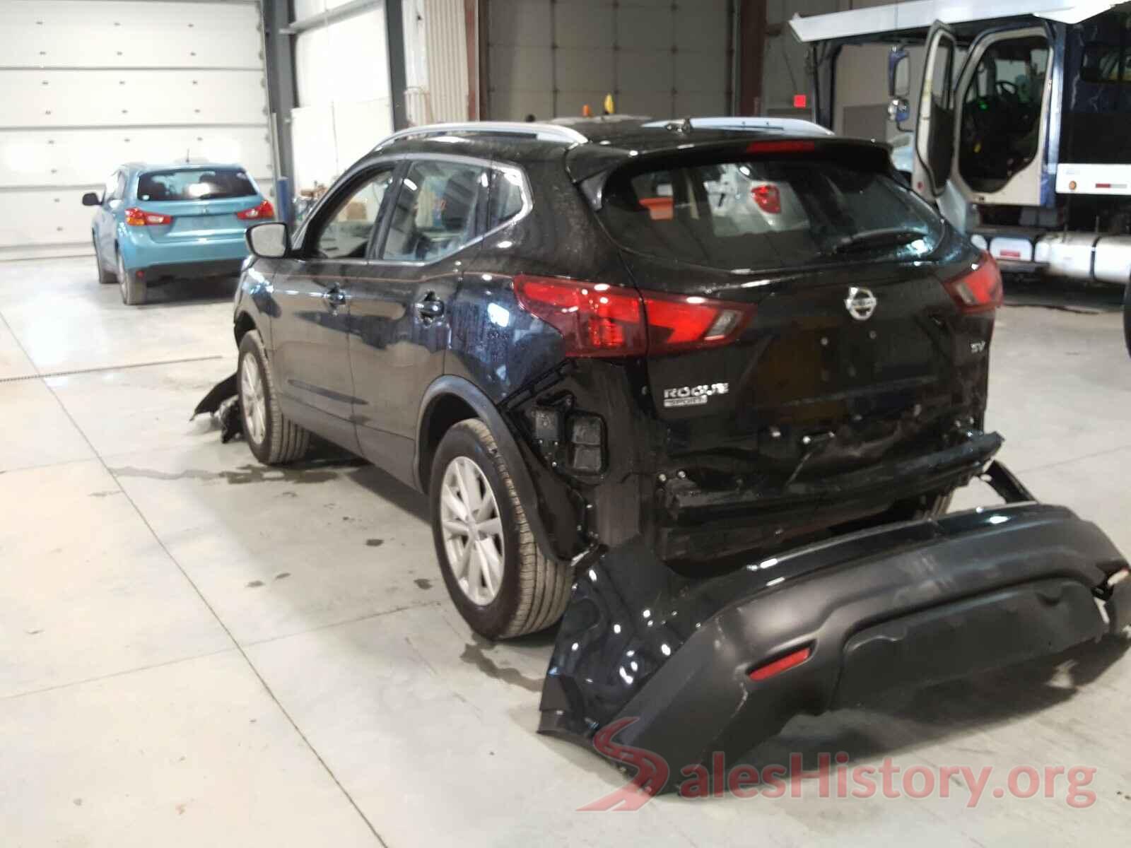 JN1BJ1CPXJW163485 2018 NISSAN ROGUE