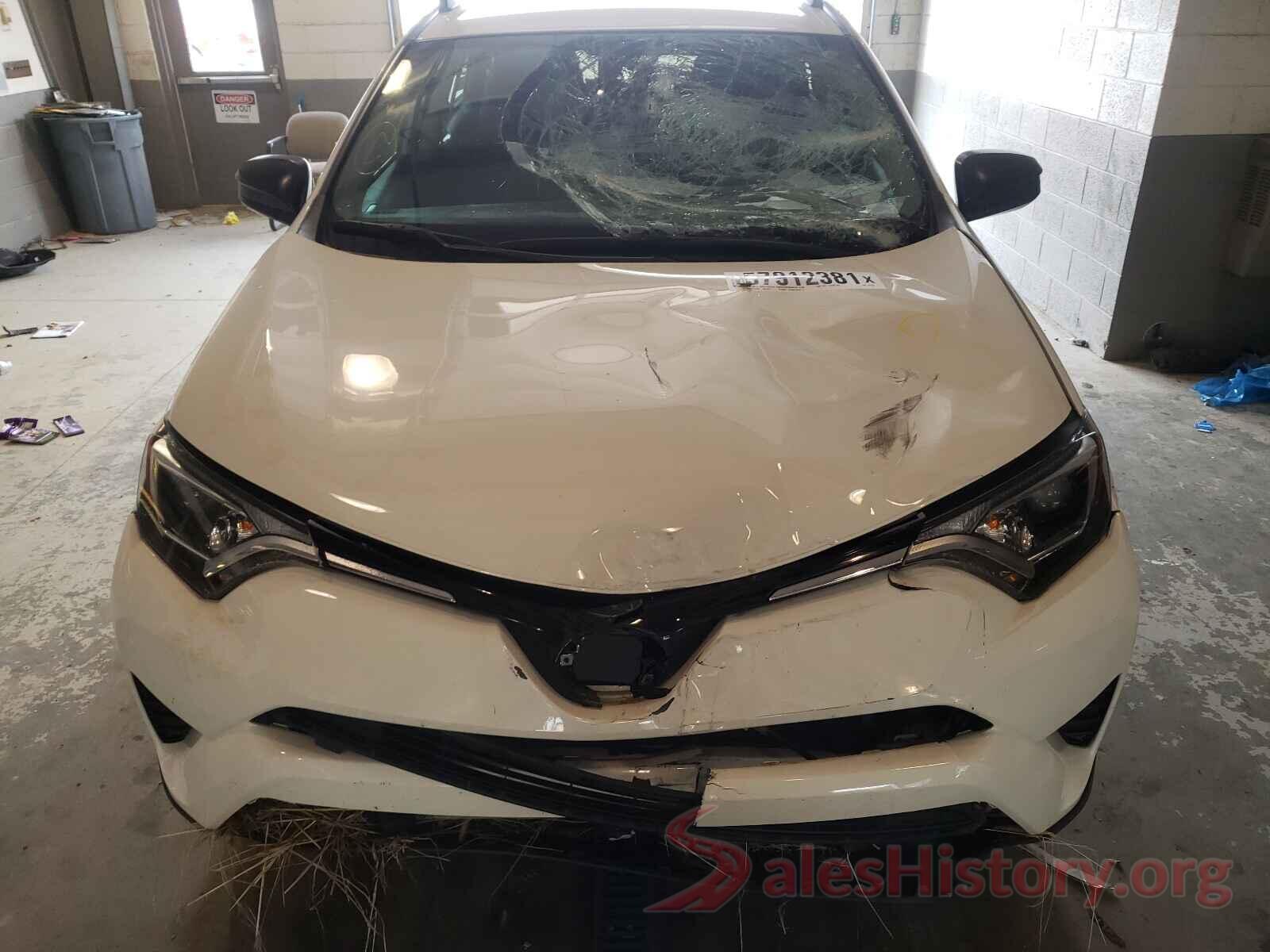 2T3ZFREVXJW515440 2018 TOYOTA RAV4