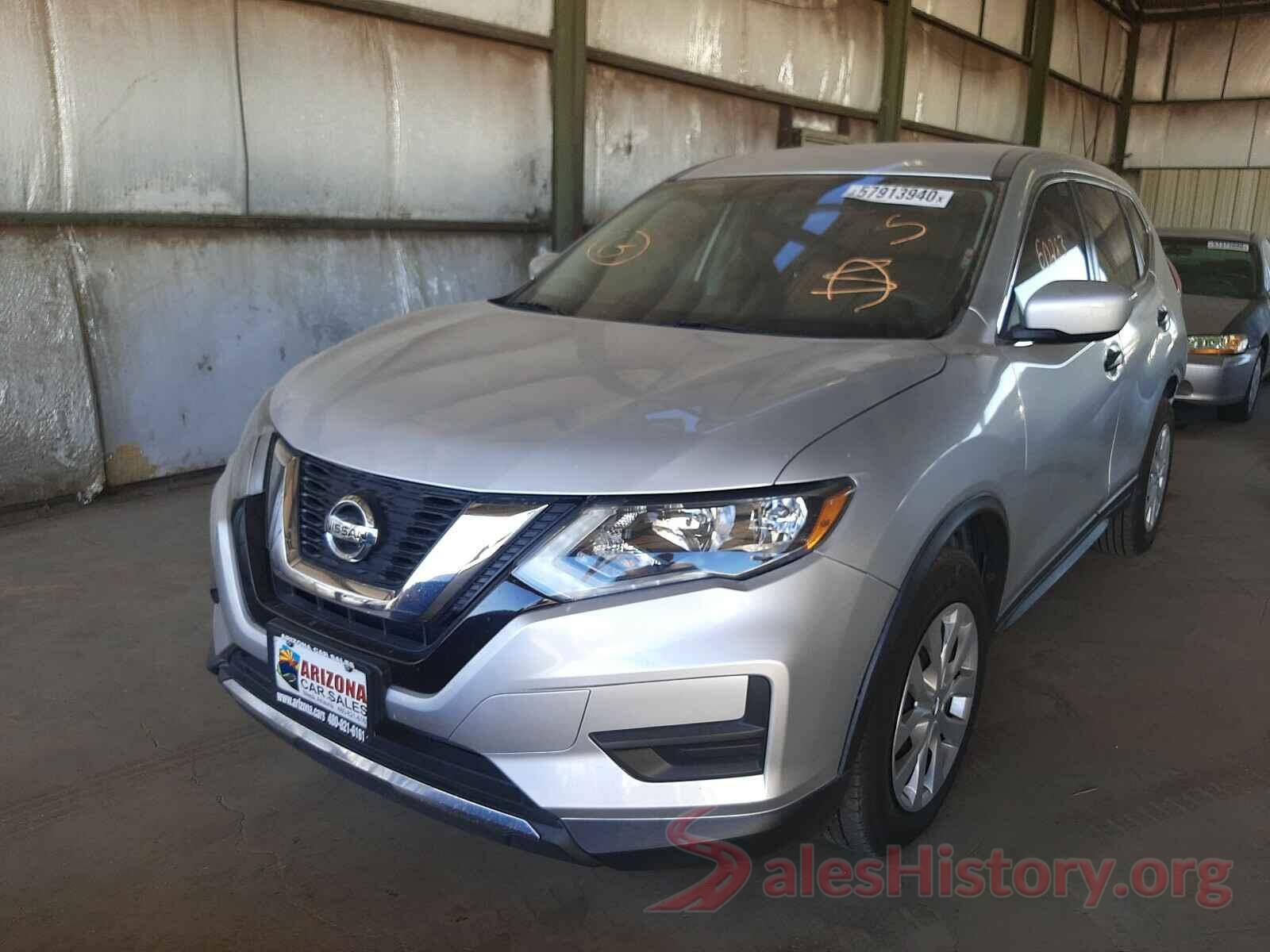 KNMAT2MT6HP527586 2017 NISSAN ROGUE