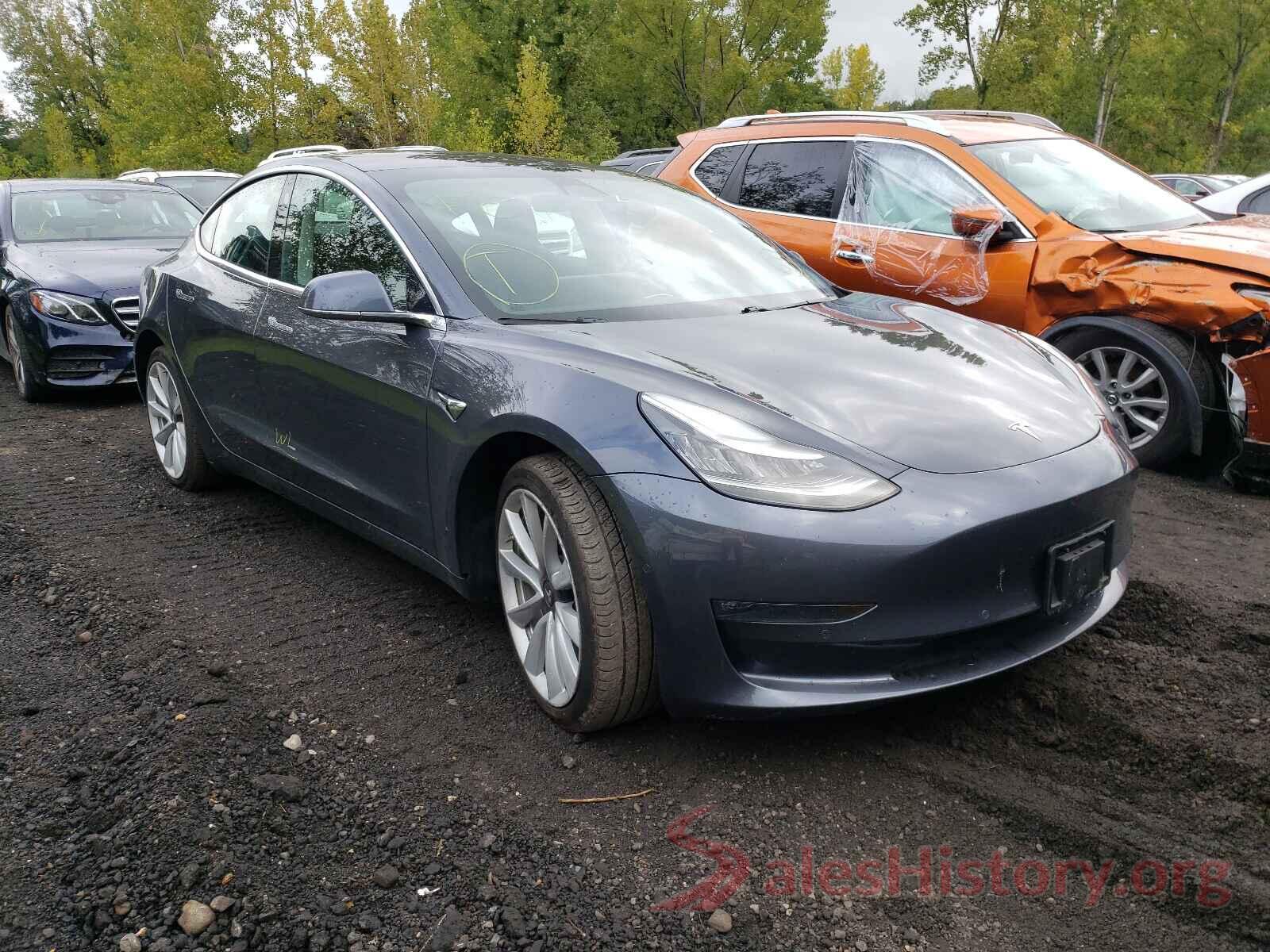 5YJ3E1EB4JF116495 2018 TESLA MODEL 3