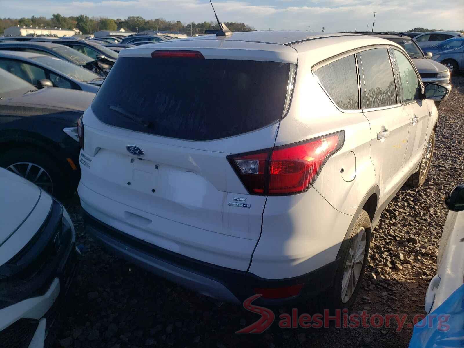 1FMCU9GD9KUB44670 2019 FORD ESCAPE