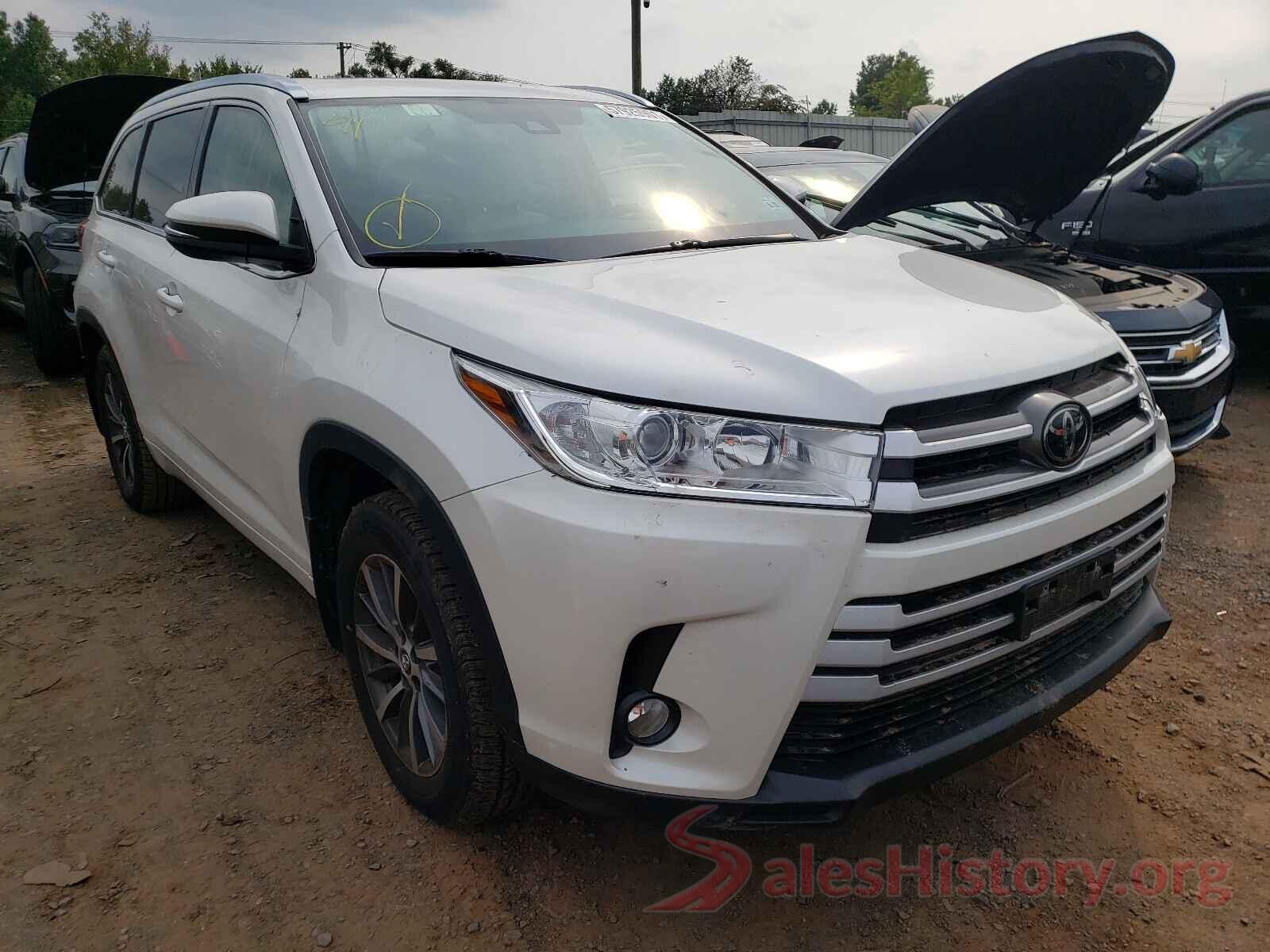 5TDJZRFH9JS857959 2018 TOYOTA HIGHLANDER