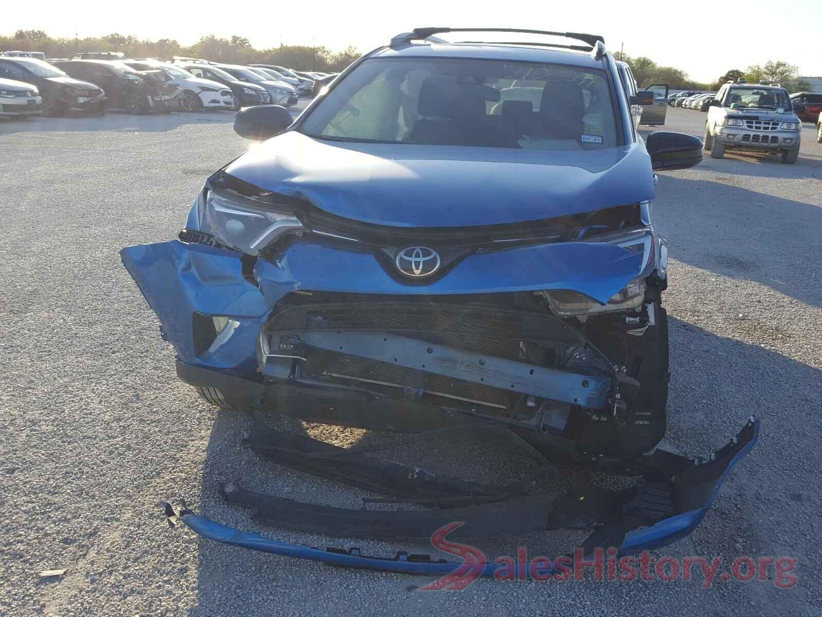 JTMZFREV3JJ180584 2018 TOYOTA RAV4