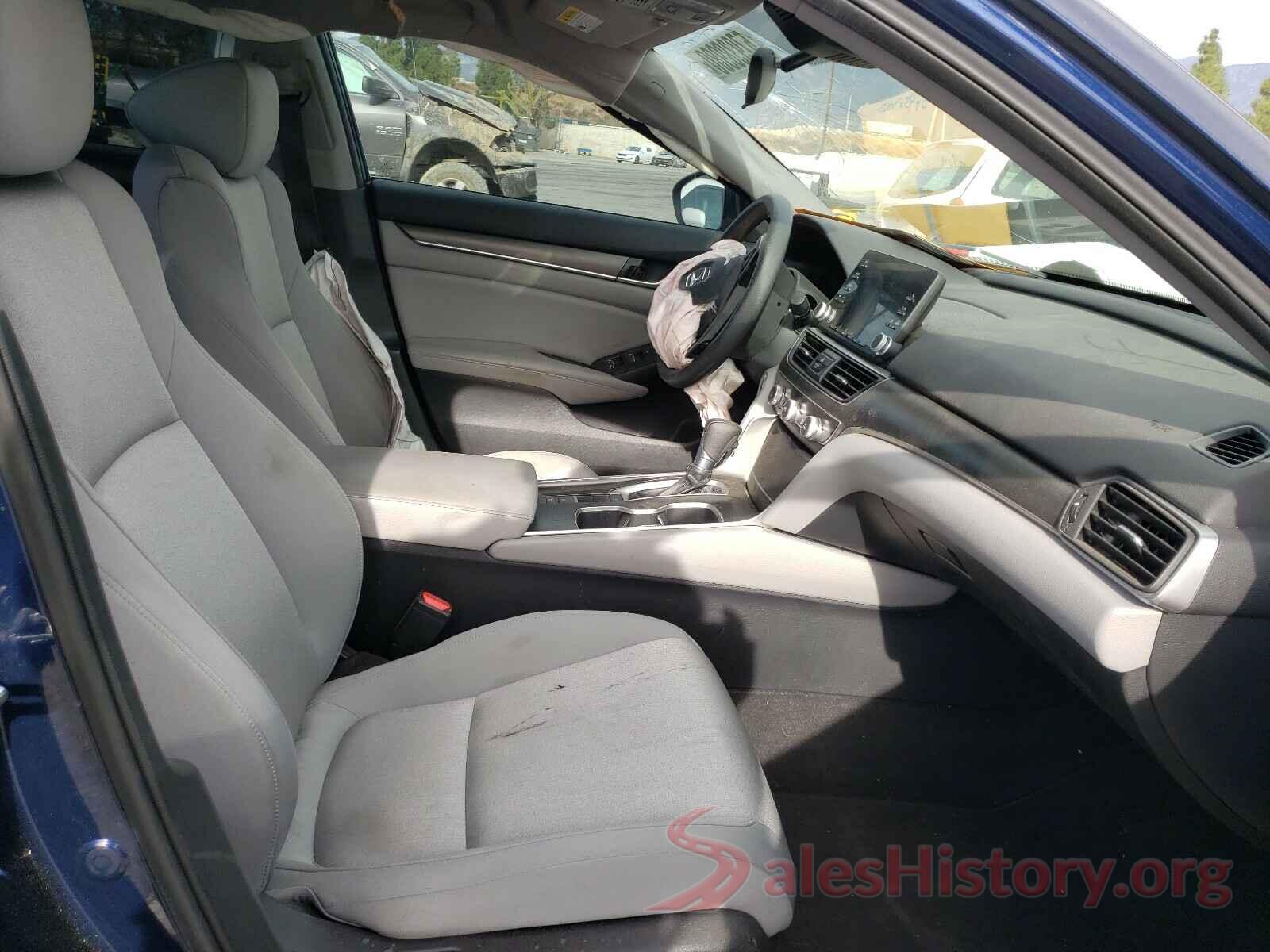 1HGCV1F11JA042050 2018 HONDA ACCORD