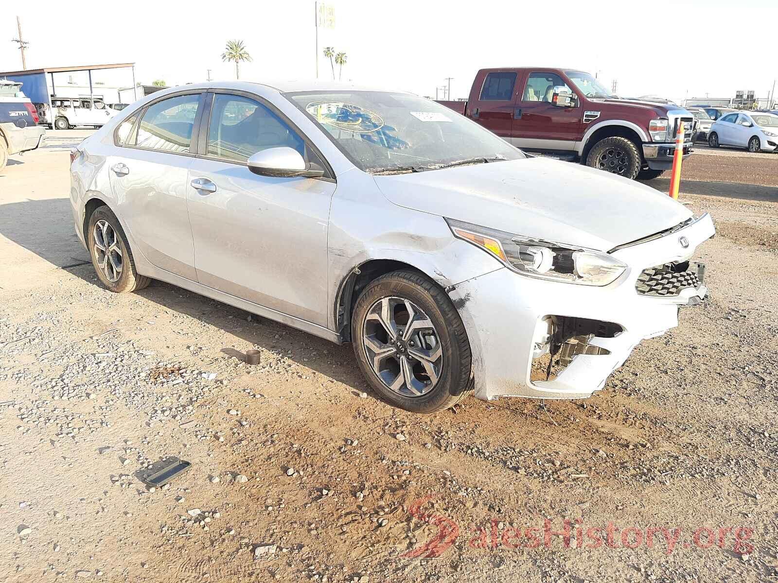 3KPF24AD1KE009782 2019 KIA FORTE