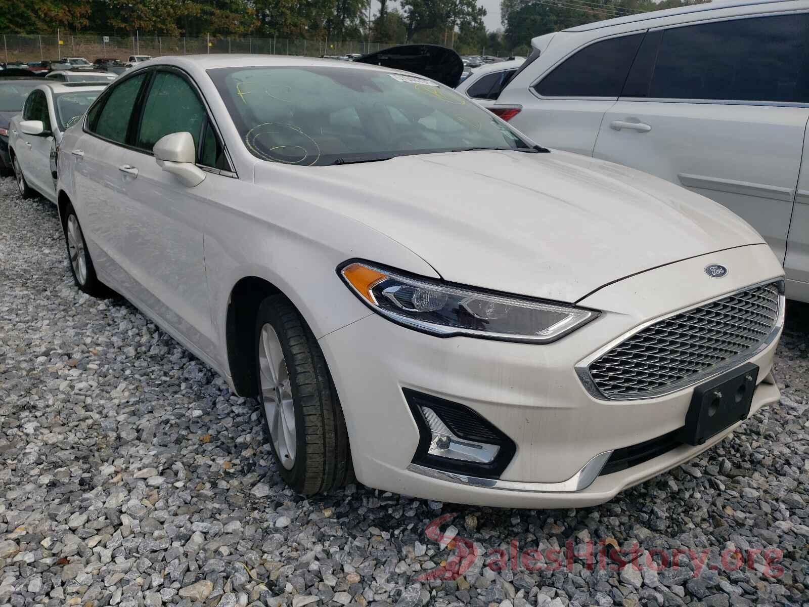 3FA6P0SU1KR285256 2019 FORD FUSION