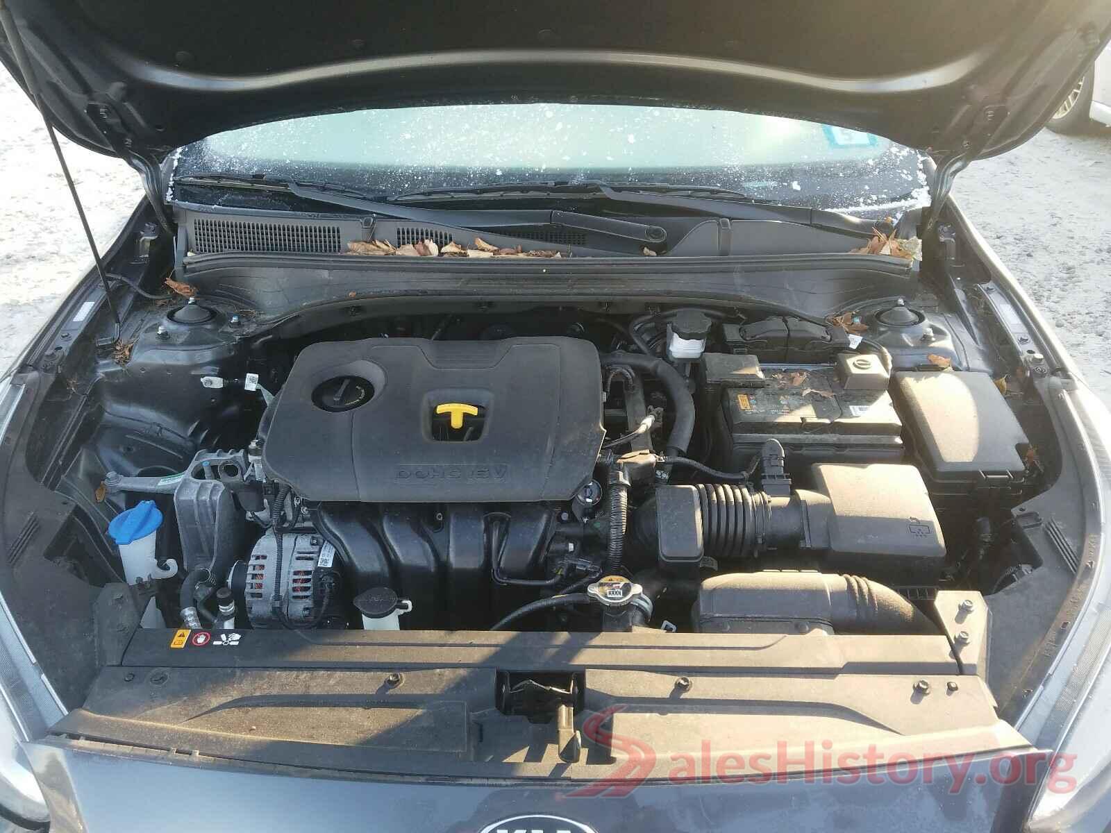 3KPF24AD1KE136256 2019 KIA FORTE