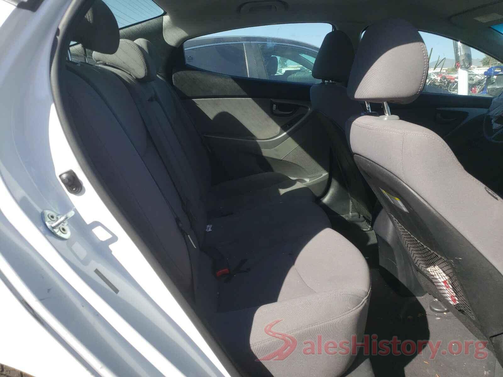 5NPDH4AE1GH684842 2016 HYUNDAI ELANTRA