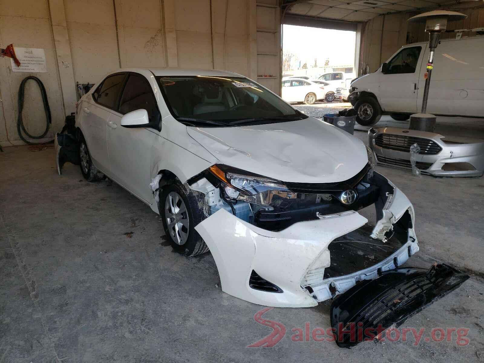 5YFBPRHE8HP700925 2017 TOYOTA COROLLA