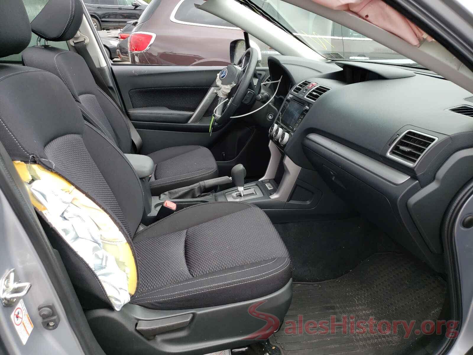 JF2SJAGC9JH469605 2018 SUBARU FORESTER