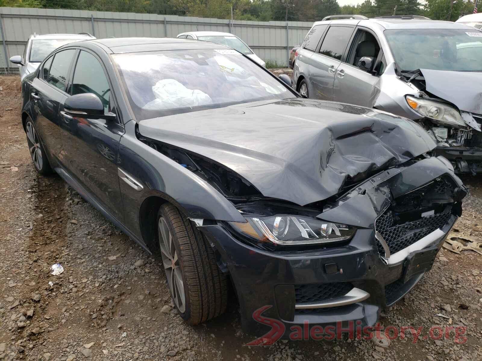 SAJAL4FX7JCP18461 2018 JAGUAR XE