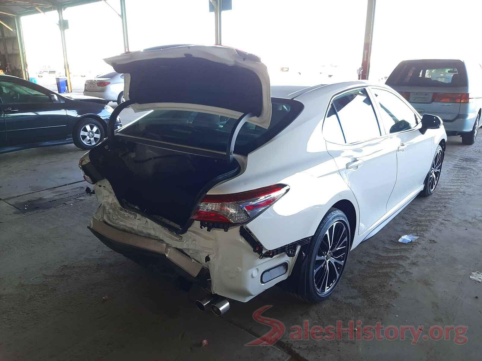 4T1G11AK6LU949160 2020 TOYOTA CAMRY